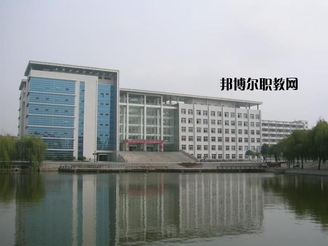 姚安縣職業(yè)高級(jí)中學(xué)2020年學(xué)費(fèi)、收費(fèi)多少