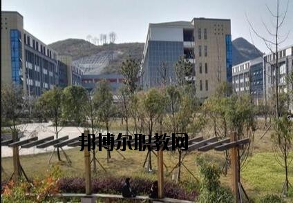 貴州農(nóng)業(yè)機(jī)電學(xué)校2020年報名條件、招生要求、招生對象