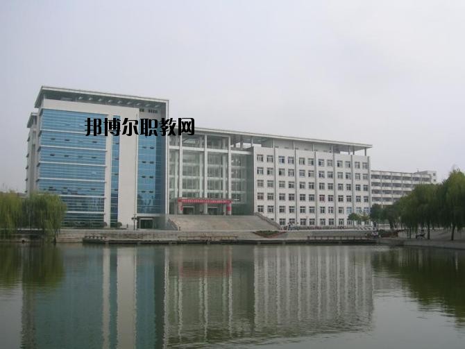 永仁縣職業(yè)高級(jí)中學(xué)2020年學(xué)費(fèi)、收費(fèi)多少