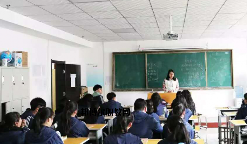 西安藝術(shù)職業(yè)高級中學(xué)2020年報名條件、招生要求、招生對象 