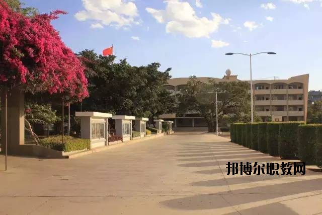 元謀縣職業(yè)高級(jí)中學(xué)2020年報(bào)名條件、招生要求、招生對(duì)象