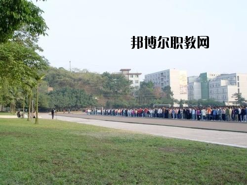 內(nèi)江鐵路機械學校地址在哪里