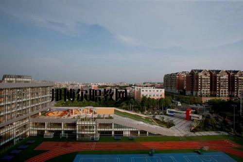 綿陽工貿(mào)學(xué)校2020年報(bào)名條件、招生要求、招生對象