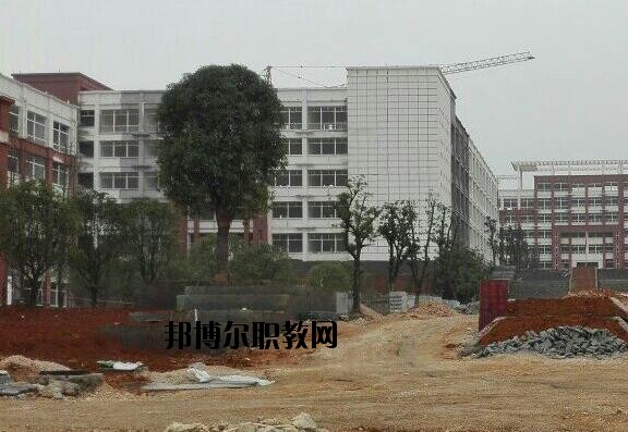 松桃苗族自治中等職業(yè)學校2020年報名條件、招生要求、招生對象