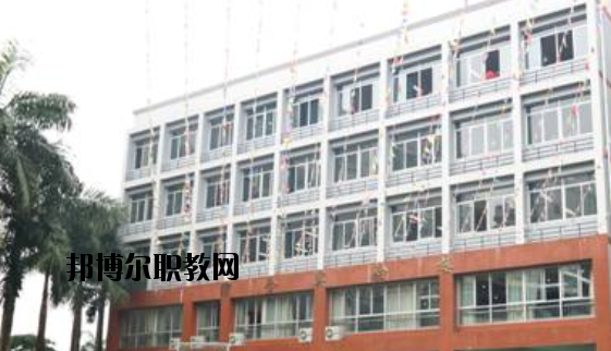 廣西電子高級技工學校2020年報名條件、招生要求、招生對象