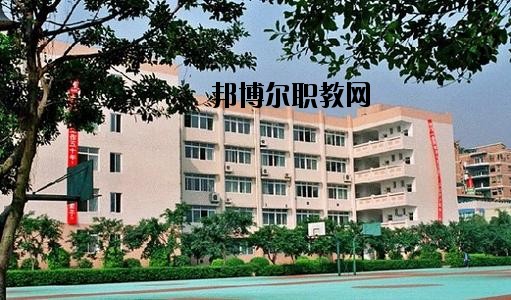 瀘州電子機械學校2020年報名條件、招生要求、招生對象