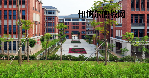 東莞輕工業(yè)學(xué)校2020年報名條件、招生要求、招生對象