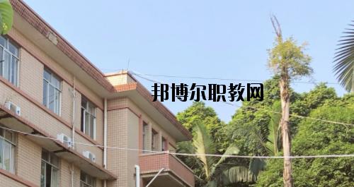 廣西工貿(mào)職業(yè)技術(shù)學(xué)校怎么樣、好不好