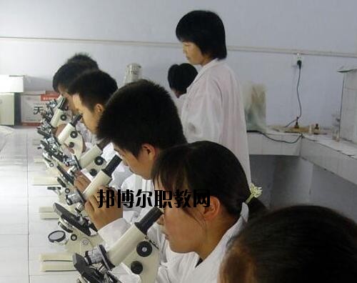 鄭州畜牧獸醫(yī)中等專業(yè)學(xué)校2021年報(bào)名條件、招生對(duì)象