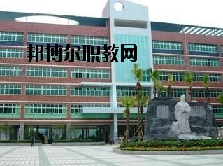 貴陽(yáng)英才學(xué)校怎么樣，好不好