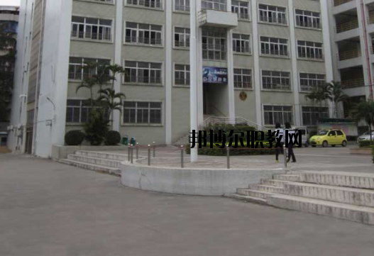 汕頭林百欣科技中專學(xué)校2020年報(bào)名條件、招生要求、招生對象