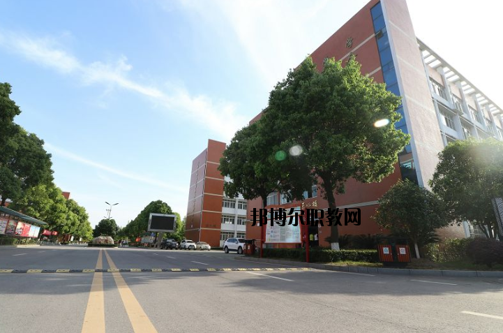 江陵職教中心2020年報(bào)名條件、招生要求、招生對(duì)象