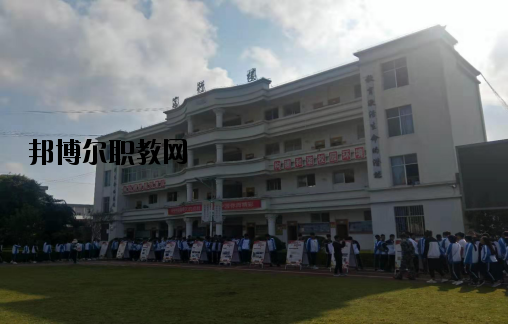 寧洱縣職業(yè)高級中學(xué)2020年學(xué)費、收費多少