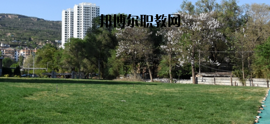 天水岷山技工學(xué)校2020年報(bào)名條件、招生要求、招生對(duì)象