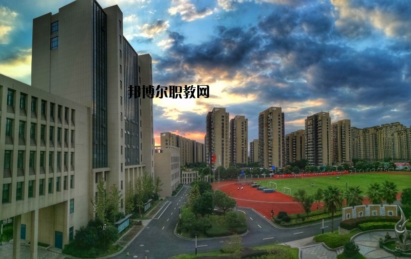 永嘉縣四川中學(xué)2020年報(bào)名條件、招生要求、招生對(duì)象