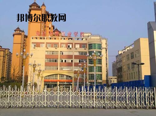 商丘中等專業(yè)學(xué)校2021年報(bào)名條件、招生對(duì)象