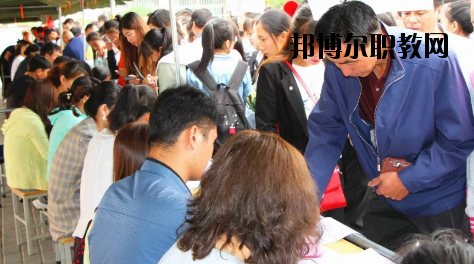 武威涼州區(qū)職業(yè)中等專業(yè)學(xué)校2020年學(xué)費(fèi)、收費(fèi)多少
