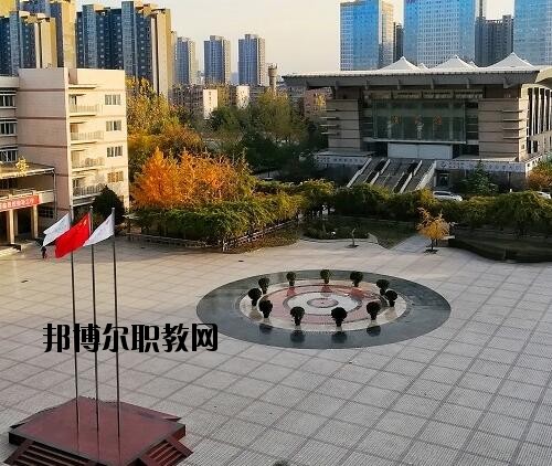 鄭州商貿管理學校2021年報名條件、招生對象