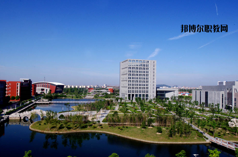 南通航運職業(yè)技術(shù)學(xué)院2020年報名條件、招生要求、招生對象