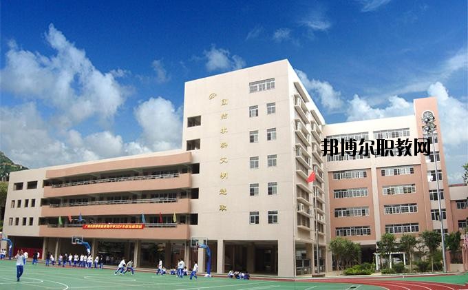 瀾滄縣職業(yè)高級中學(xué)怎么樣、好不好