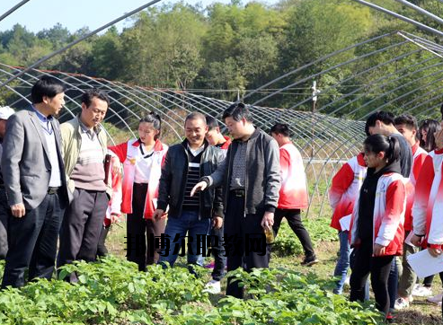 河南農(nóng)業(yè)廣播電視學校2021年招生辦聯(lián)系電話