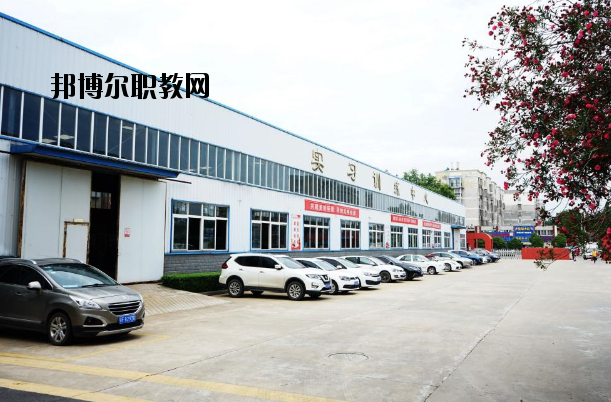 襄陽工業(yè)學校6