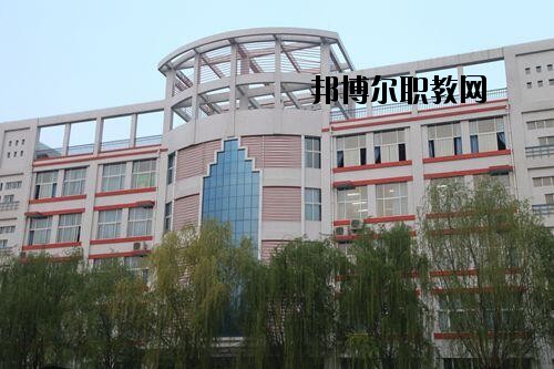 漯河第一中等專(zhuān)業(yè)學(xué)校2021年招生辦聯(lián)系電話(huà)