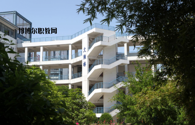 江蘇財經(jīng)職業(yè)技術(shù)學(xué)院2020年報名條件、招生要求、招生對象