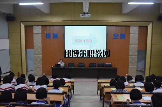 崇義職業(yè)中等專業(yè)學(xué)校2020年報(bào)名條件、招生要求、招生對(duì)象 