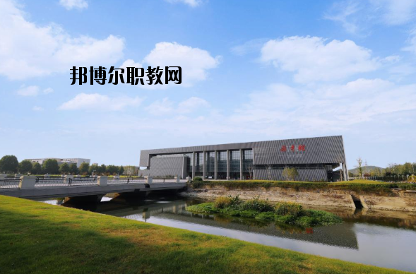 徐州醫(yī)學(xué)院怎么樣、好不好