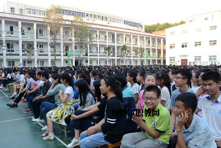 南陽第二中等職業(yè)學(xué)校2021年報(bào)名條件、招生要求、招生對象