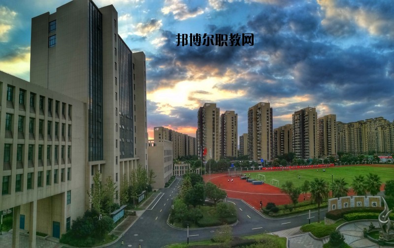 余杭區(qū)塘棲職業(yè)學(xué)校2020年報(bào)名條件、招生要求、招生對(duì)象