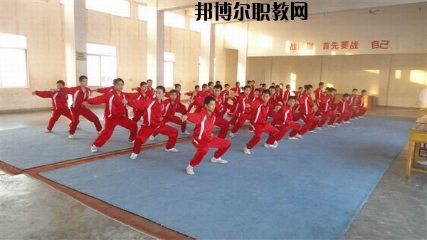 吉安文武學(xué)校2020年報名條件、招生要求、招生對象 