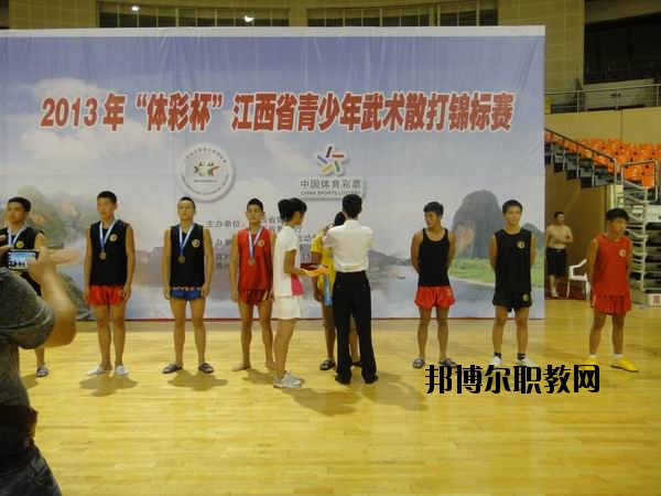 吉安文武學(xué)校怎么樣、好不好