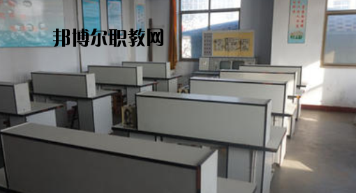 保定富昌中專學(xué)校2020年報(bào)名條件、招生要求、招生對象 