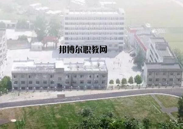 ?？德毥讨行膶W(xué)校2020年招生簡(jiǎn)章