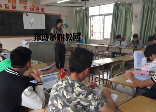 肇慶交通技工學(xué)校2020年報(bào)名條件、招生要求、招生對(duì)象