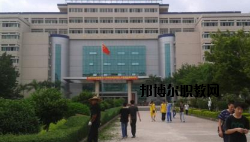 梅州技師學(xué)院2020年報(bào)名條件、招生要求、招生對(duì)象