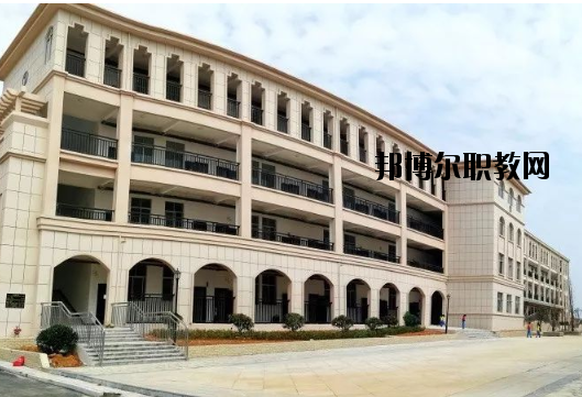 德安中等職業(yè)技術(shù)學(xué)校2020年報(bào)名條件、招生要求、招生對(duì)象