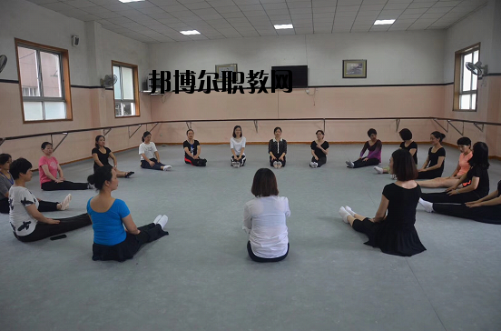 南昌青山湖區(qū)職業(yè)技術(shù)學(xué)校2020年報名條件、招生要求、招生對象 