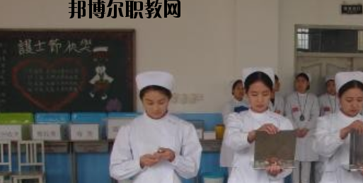 石家莊華醫(yī)醫(yī)學(xué)中等專業(yè)學(xué)校2020年報名條件、招生要求、招生對象