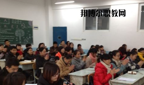 石家莊博信科技中等專業(yè)學校2020年報名條件、招生要求、招生對象 