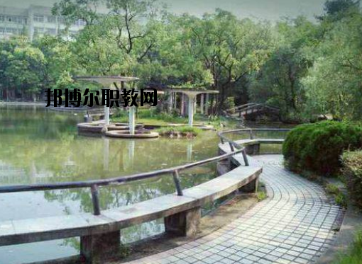 南昌經(jīng)濟(jì)管理學(xué)校2020年報(bào)名條件、招生要求、招生對象