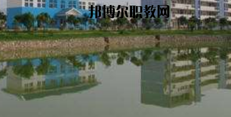 柳州鹿寨職業(yè)教育中心怎么樣、好不好