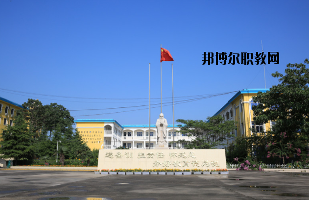 鄭州外資企業(yè)管理中等專業(yè)學(xué)校2021年報(bào)名條件、招生要求、招生對象