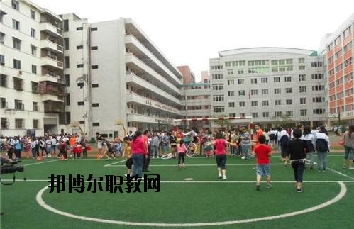 三臺縣文武職業(yè)技術(shù)學(xué)校2020年報(bào)名條件、招生要求、招生對象