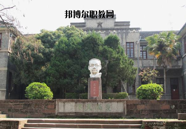 徽州師范學(xué)校怎么樣、好不好