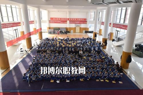 許昌體育運(yùn)動學(xué)校2021年報名條件、招生要求、招生對象