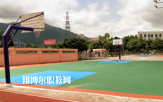 普寧興美職業(yè)技術(shù)學校2020年招生辦聯(lián)系電話