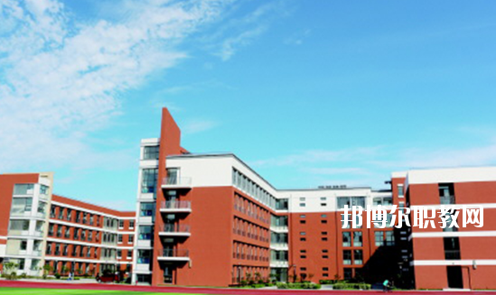 湛江湛港職業(yè)技術(shù)學(xué)校怎么樣、好不好